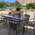 Mas Provencale Jardin Piscine Villa